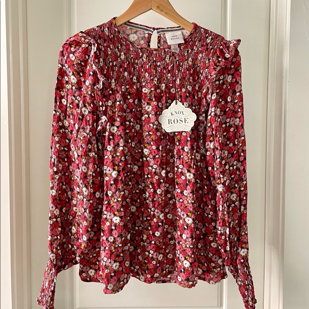 NWT Knox Rose floral long-sleeved blouse
